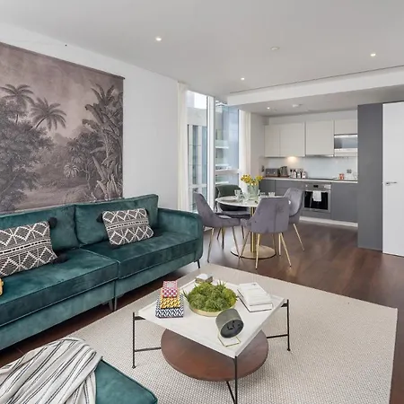 Luxurious Spacious 2Bed Suites Skyline River Views By Canary Wharf